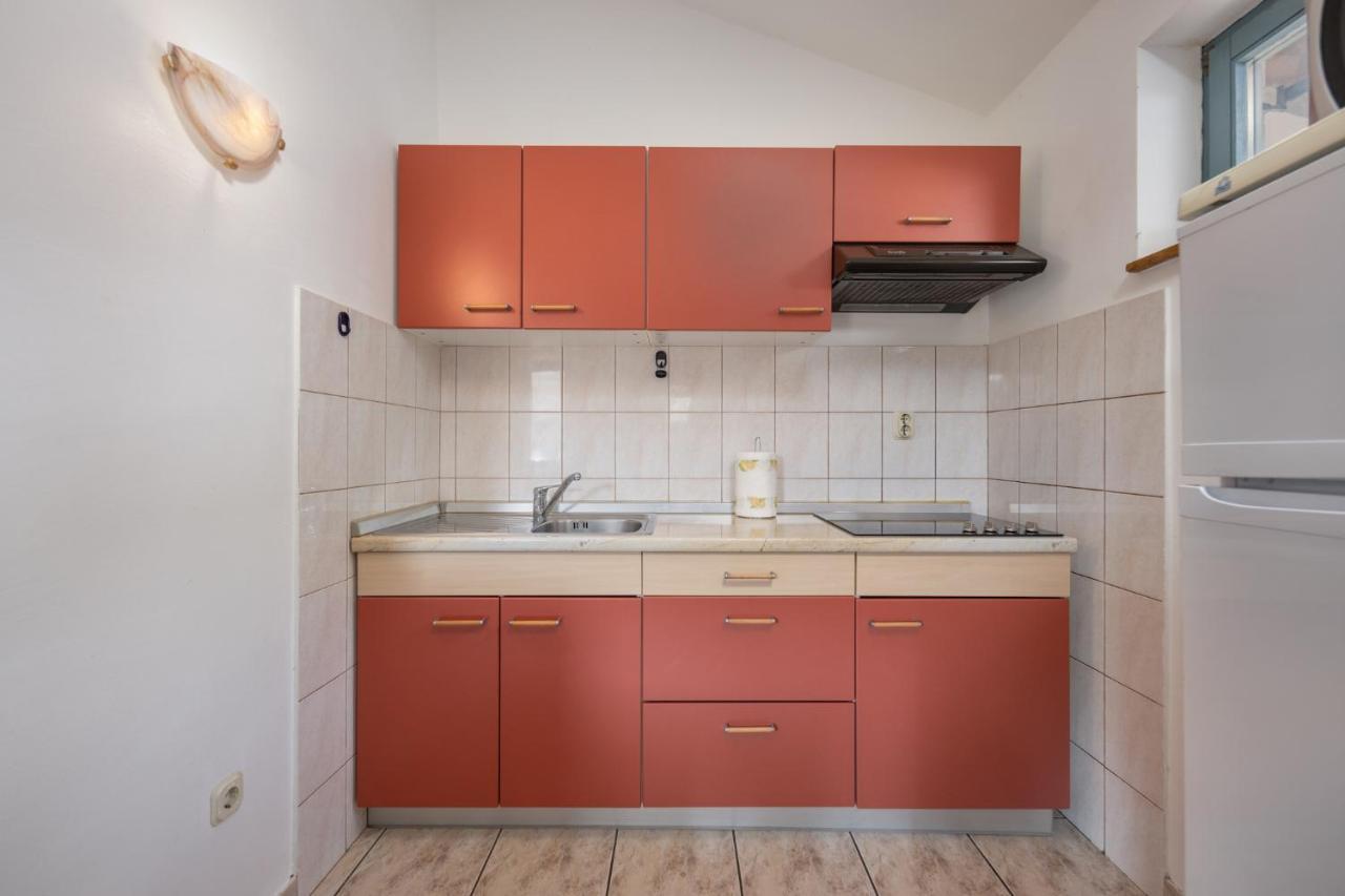 Apartment Doris スペタルスカ・ドラガ エクステリア 写真