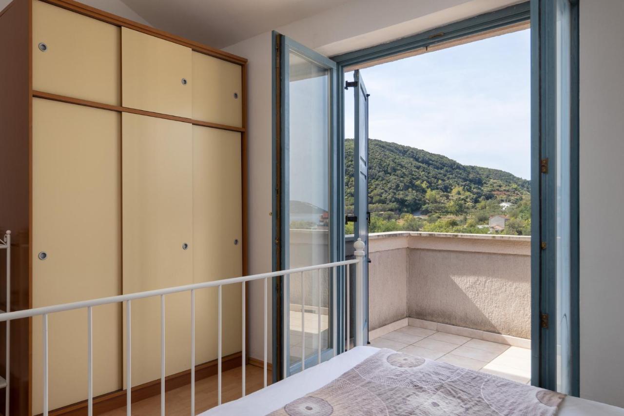 Apartment Doris スペタルスカ・ドラガ エクステリア 写真